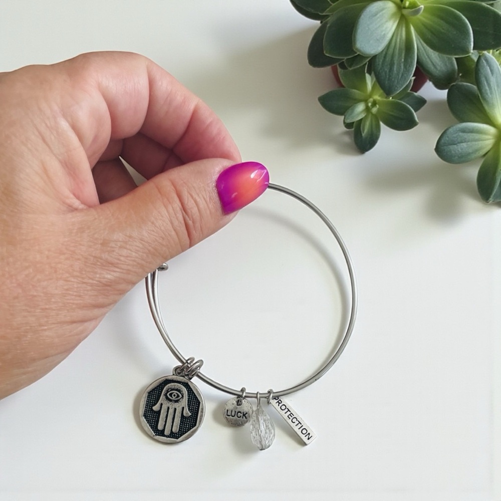 Hamsa Hand Bracelet Adjustable and reversible Bracelet